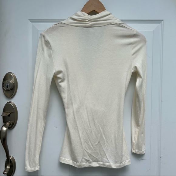 Banana Republic wrap top - Picture 6 of 6